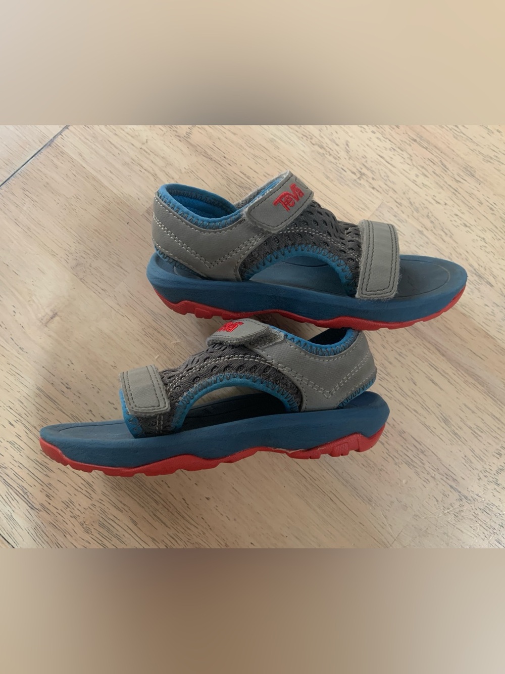 Teva Gray and Blue Kids Velcro Sandals with Red Soles sz8